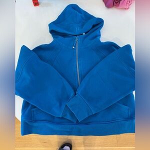 Lululemon scuba hoodie size XS/S